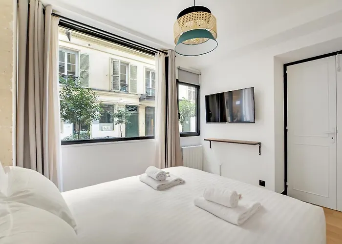 Pick A Flat's In Opera - Rue Grange Bateliere
