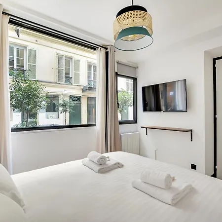 Pick A Flat's In Opera - Rue Grange Bateliere